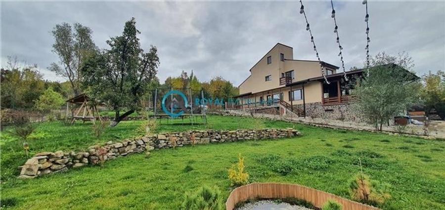 Royal Imobiliare -vanzare vila/ casa de vacanta zona CAMPINA - 1