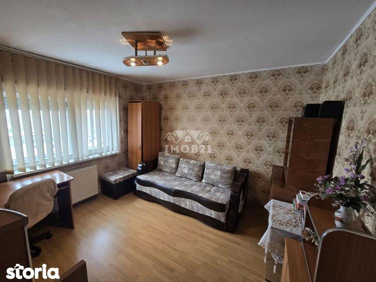 Vanzare apartament 4 camere, cu vedere panoramica, in zona Eroilor Plo - 1