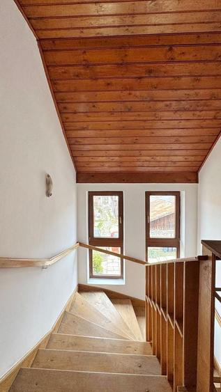 VILA  SPATIOASA IN CENTRUL VECHI - 13