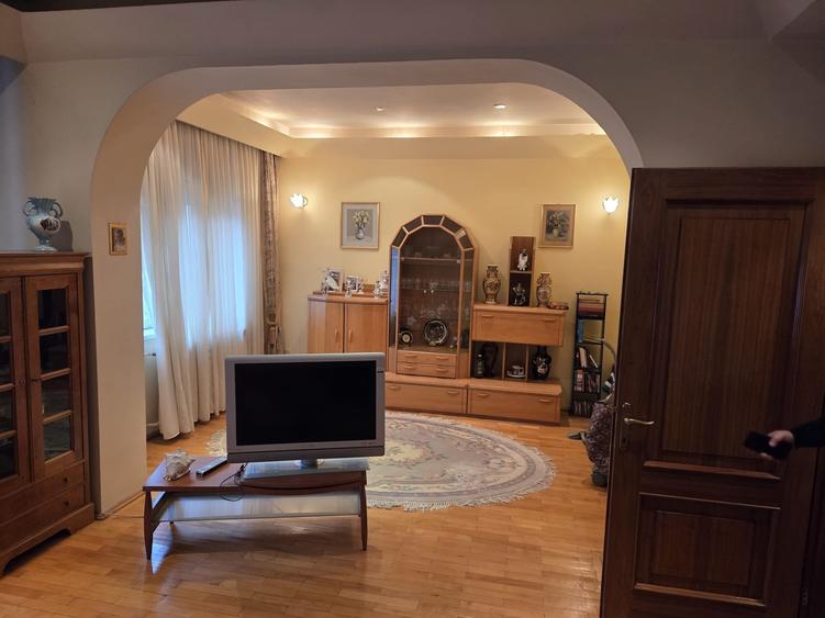 DECEBAL-PIATA MUNCII-METROU,VILA 400 MP,SUPERBA,765000 EURO - 9