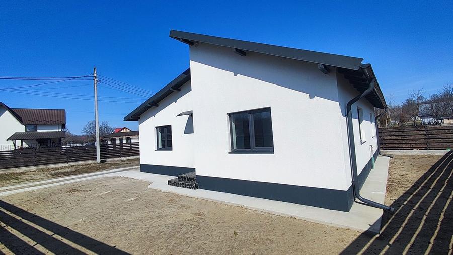 Casa de vanzare complet finisata Albota - 5