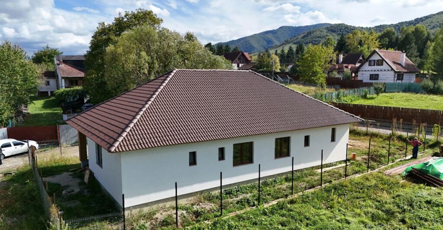 Casa single 4 camere, 130 mp, 2 fronturi stradale in Tocile - 17