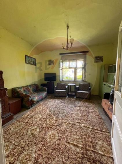 Casă de vânzare in Hideaga la drumul National - 11