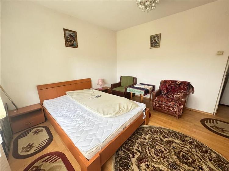 Apartament decomandat 3 camere 2 bai balcon zona Terezian - 36