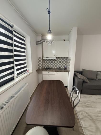 Inchirierz Garsoniera  Militari Residence strada Tineretului - 5