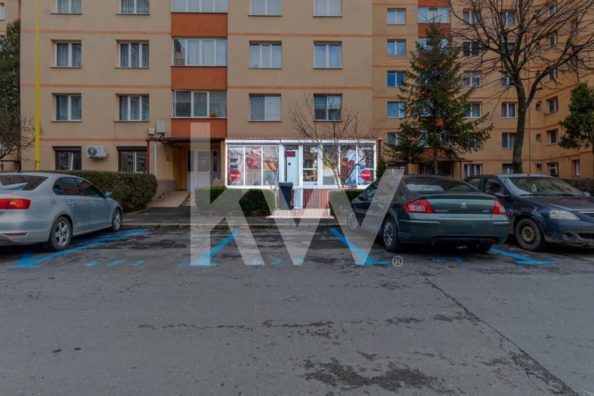 Spatiu comercial stradal 57 mp utili, complet utilat - 3