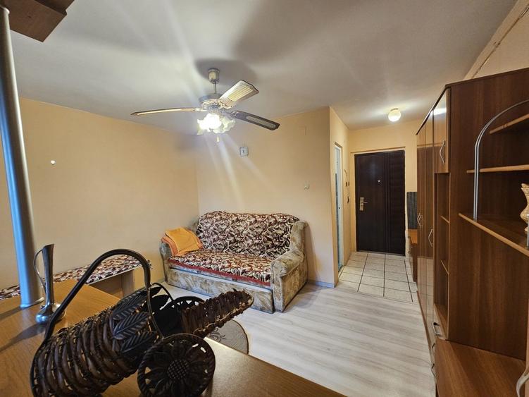 Garsoniera, zona Dacia - 9