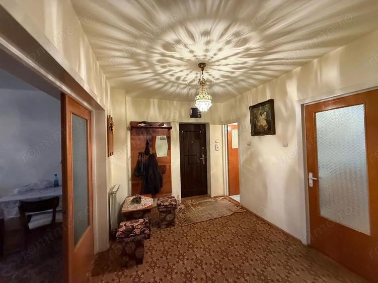 Apartament 3 camere de inchiriat,decomandat, etaj 1, 90 mp - 12