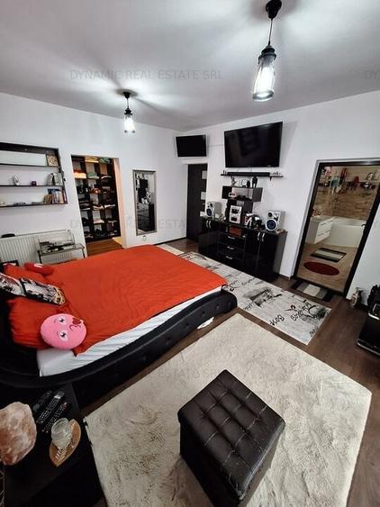 Vila D+P+1+M  - 4 dormitoare/4 bai - Garaj - 5000mp - 2 cai de acces - 3