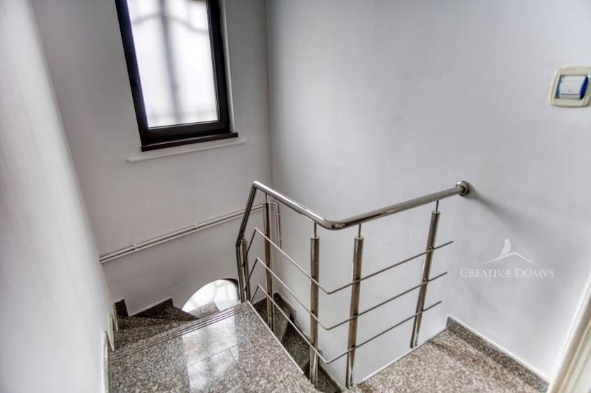 Vila cu 7 camere, 186 mp utili - Piata Muncii - 14