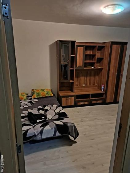 Inchiriez garsoniera. - 2