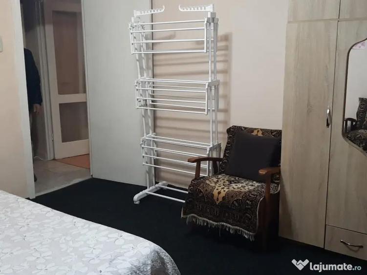 Inchiriez apartament centru 2 camere - 4