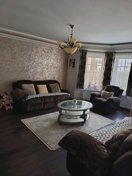 Casa+ teren+ anexe de vanzare - 5