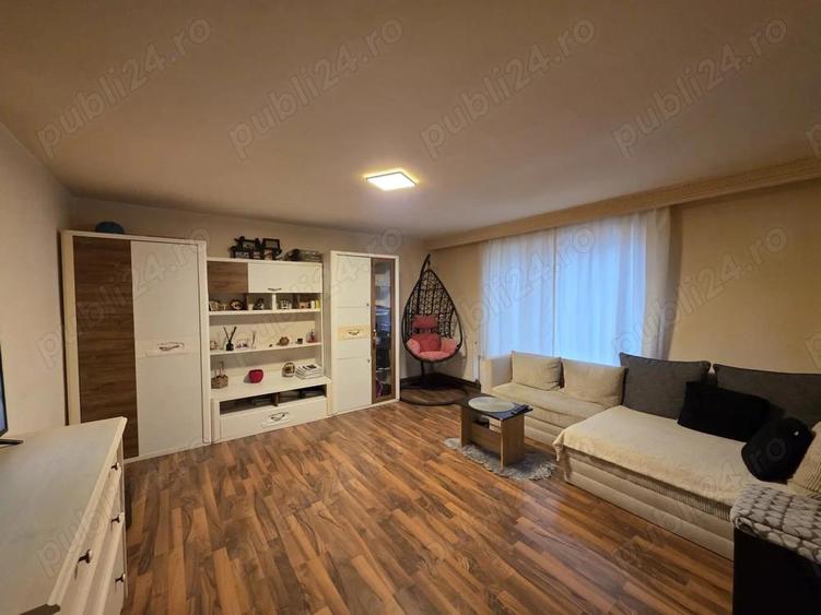 Casa spa?ioasa cu etaj, utilita?i complete ?i piscina Simeria, HD - 14