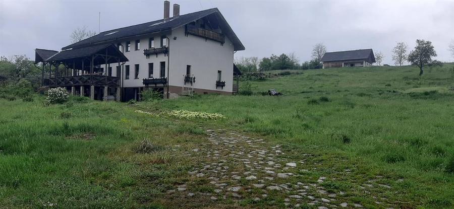 Vand pensiune Dobreni, Neamt, 318000 euro, pret redus, perioada limitata - 6