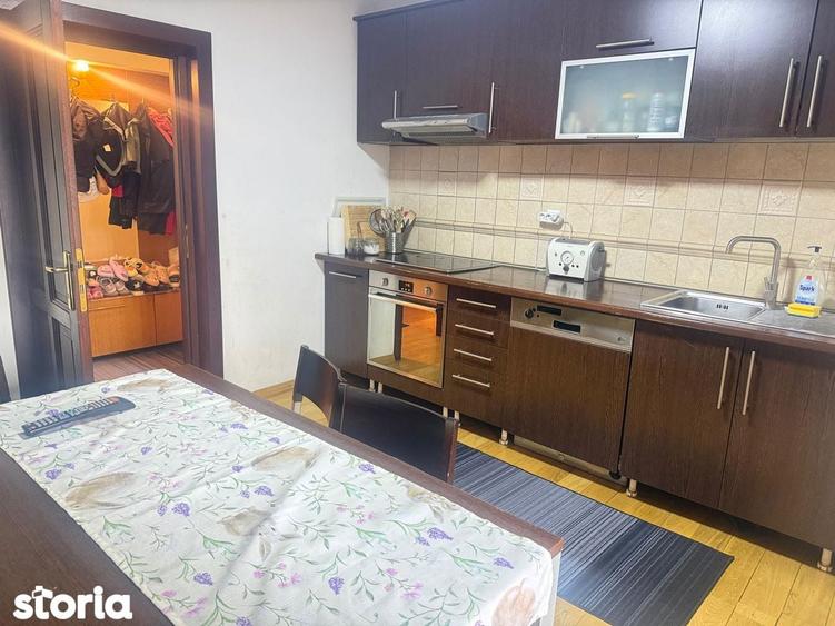Vanzare apartament 4 camere, ultracentral, mobilat+utilat, Targoviste - 11