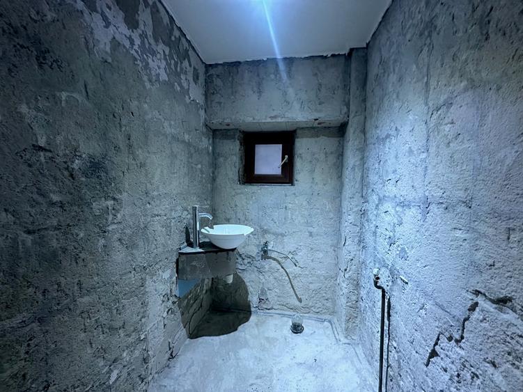 Vanzare - 4 camere - Parter  - Imobil 2000 - Ultracentral - 7