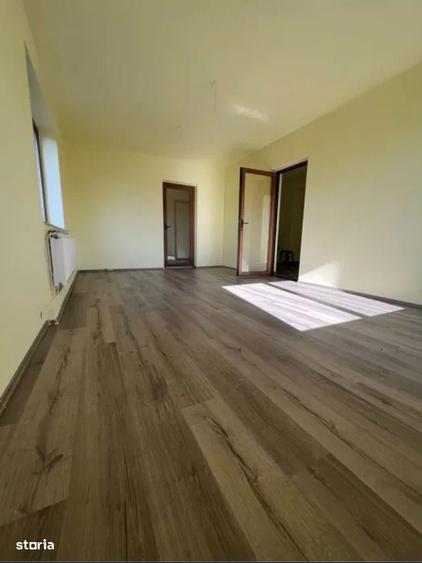 Spatiu/Comercial/Birouri/Cladire de inchiriat - 240 MP - P + 1 - 8