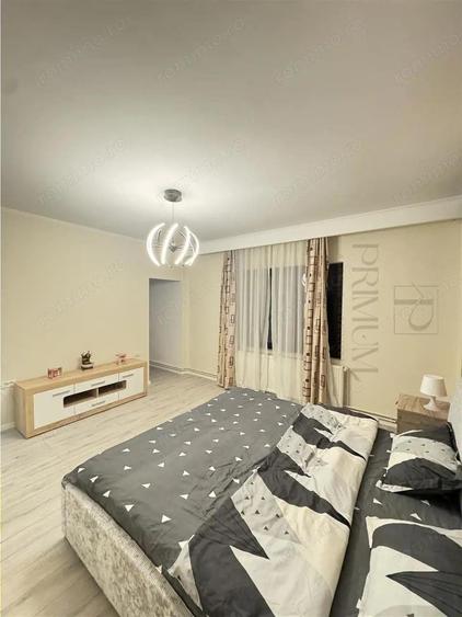 MEHALA - VILA SPATIOASA - 9 CAMERE - GARAJ - TEREN GENEROS - 4