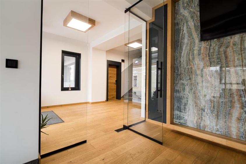 RECO Spatiu comercial ultracentral str Jean Calvin Oradea - 4