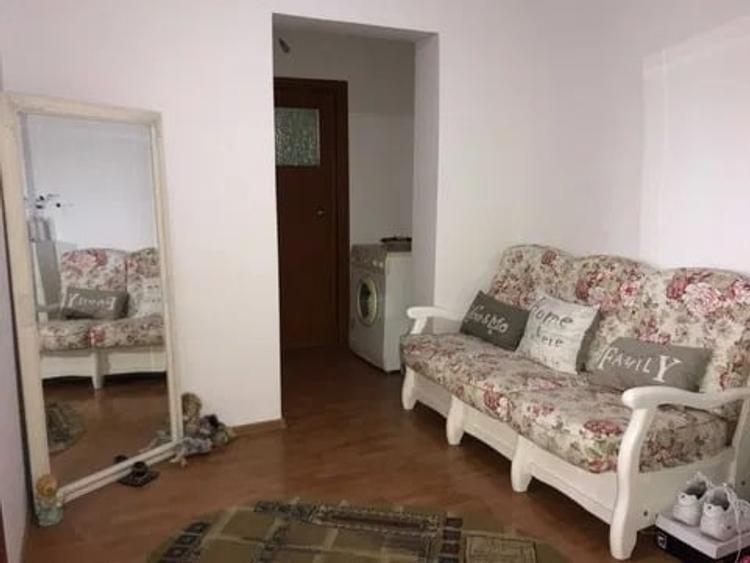 Apartament cu 2 camere, decomandat, zona Tudor - Iulius Mall - 1