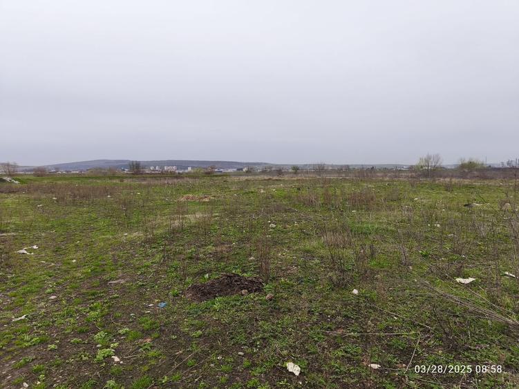 Teren drept  19059 mp - toate utilitățile - asfalt - Sancrai - 5