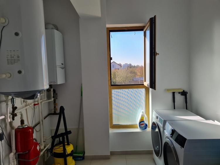 Ap. lux,4 cam.s.totala. 247mp utili ,pe tot etajul 1 ,+camera la mansarda 21mp! - 13