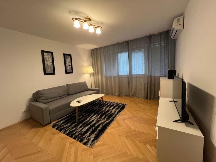 De inchiriat apartament 3 camere / Bucurestii Noi - 1