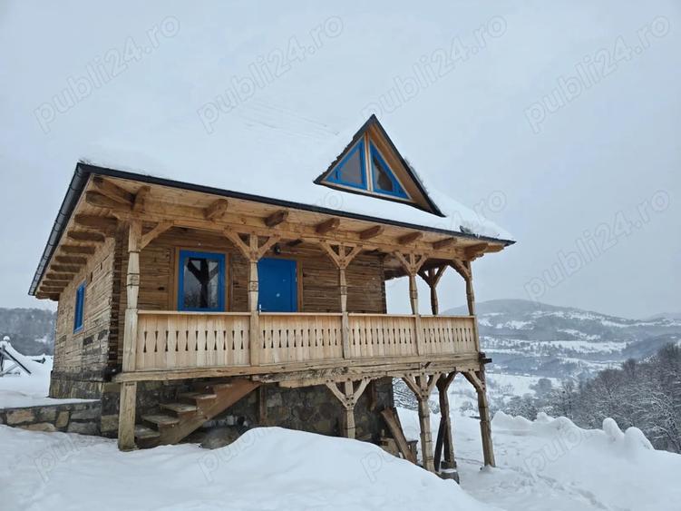 Casa noua traditionala din lemn de stejar vechi - Rosia judetul Bihor - 2