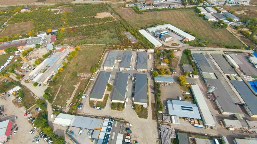 De vânzare Spațiu industrial de 10 129 mp Șoseaua Borșului - 46