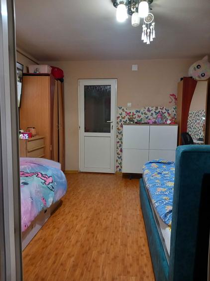vand sau schimb garsoniera cu apartament +diferenta - 2