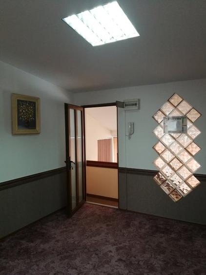 MOSILOR - int. Traian  vila 400 mp pretabila clinica, birouri - 5