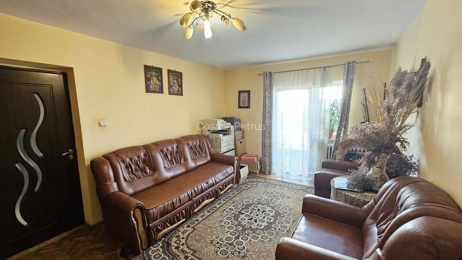 0 % comision Vanzare apartament cu 3 camere in carierul Gruia