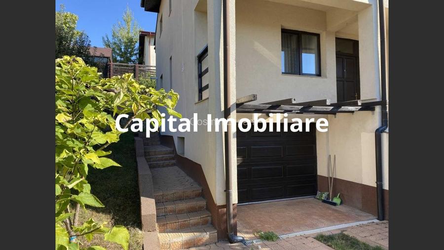 Vilă de vânzare, 9 camere, 240 mp, Bucium Vilă de vânzare, 9 camere, 240 mp, Bucium