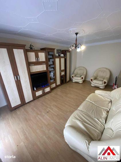 Ap.2 camere,Carpati 2 - 4