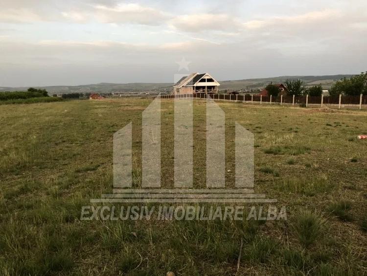 Teren intravilan | De vanzare | 7850 mp | Paclisa - 1