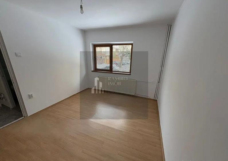 Apartament 2 camere decomandat an 1990 - metrou Eroii Rev... - 5