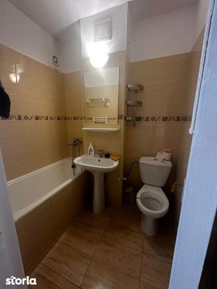 Inchiriere apartament 1 camera zona Calarasilor Viziru etaj 2 - 5