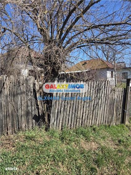 Vindem teren intravilan 2300 mp in com Calinesti , 100 m de DN 7 - 5