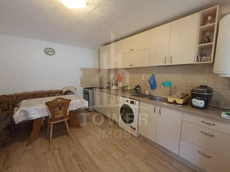 Casa de vanzare in satul Ro?ia cu vedere panoramica spre Mun?ii Fagaras - 9