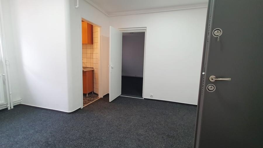 Eroii Revolutiei, Bld Pieptanari, inchiriere spatiu birou, parter - 3