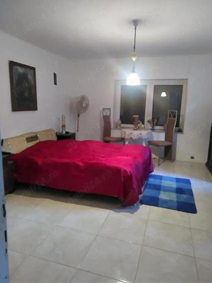 Casa de vanzare in Sebe?, zona centrala (Zona A) - 8