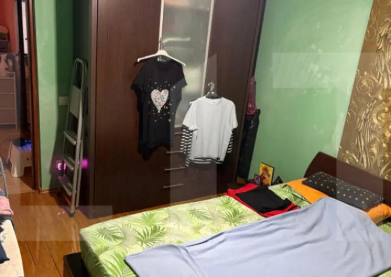 De vanzare - apartament 3 camere Giule?ti - 10