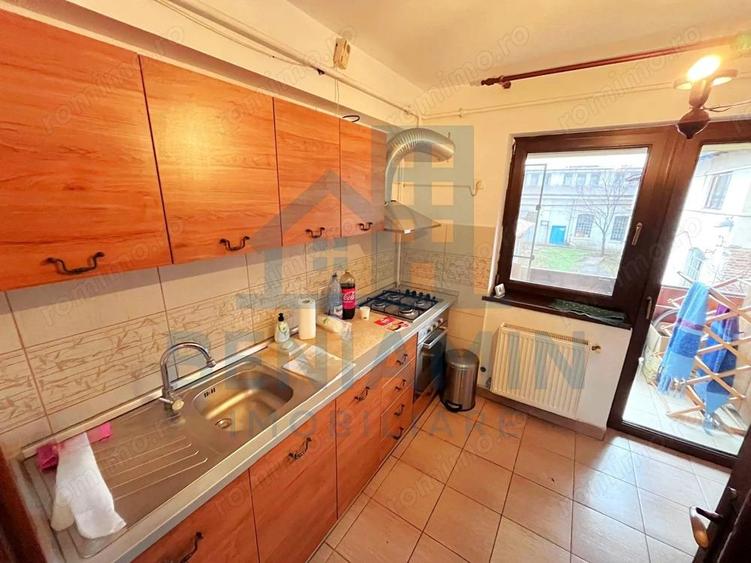 Apartament 3 camere decomandat etaj 1 an 2009 centrala parcare - 8