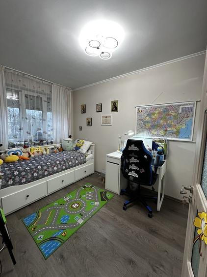 Apartament de vanzare - 3