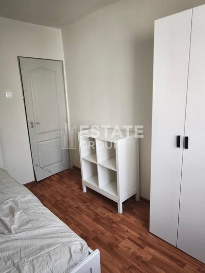 Apartament cu 3 camere semidecomandat, mobilat în P-ța Doina