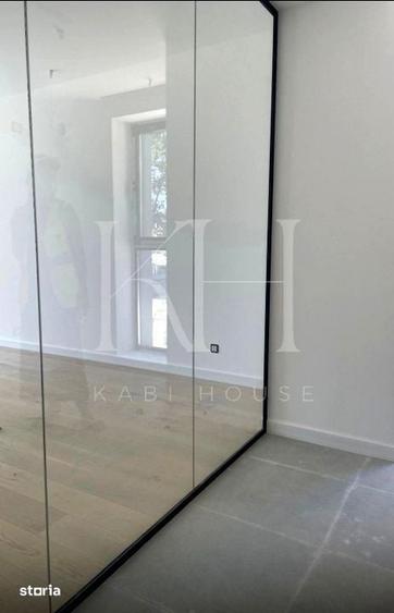 Apartament cu 4 camere în Pipera