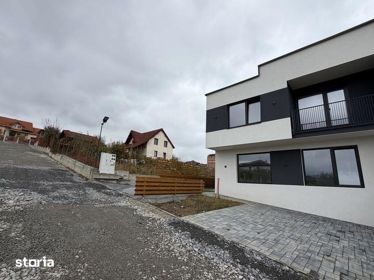 Casă cu 4 camere cu Teren 105 Mp în Central