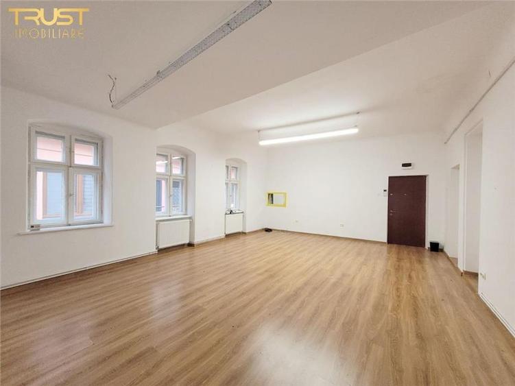 Birou, de 60 mp, în Ultracentral