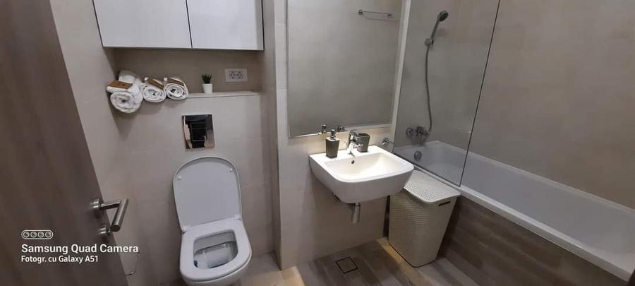 Apartament cu 2 camere decomandat, mobilat în Take Ionescu